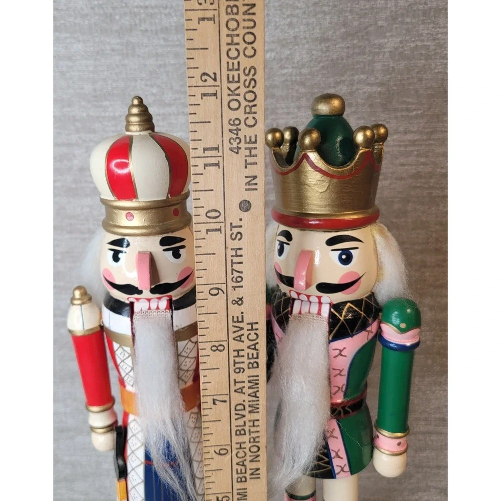 2 Wooden Nutcrackers Red Green Pink Multicolor 12